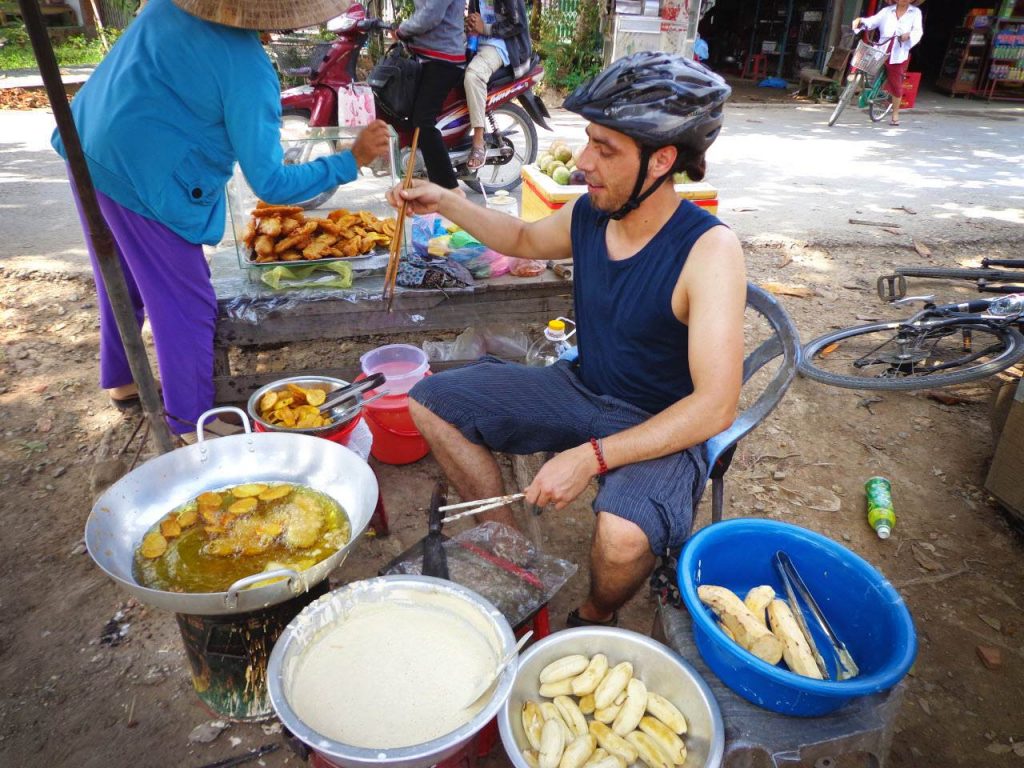 6 Popular Must Eat Foods at Mekong Delta Tours